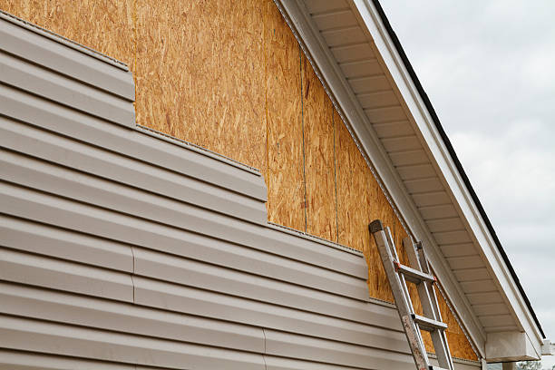 Professional Siding Contractor technician working in Lebanon, PA